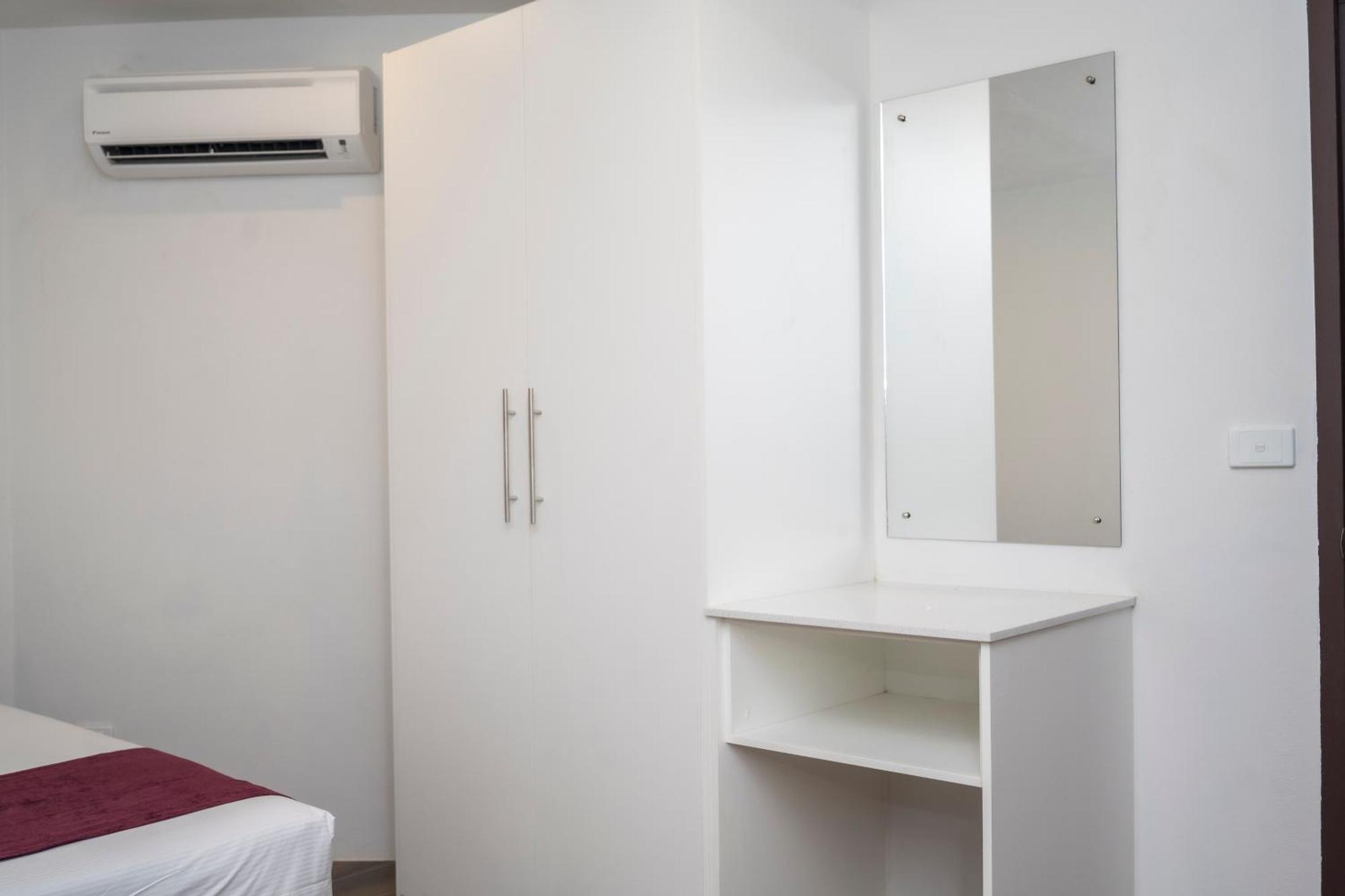 Garden Apartments นาดี ภายนอก รูปภาพ